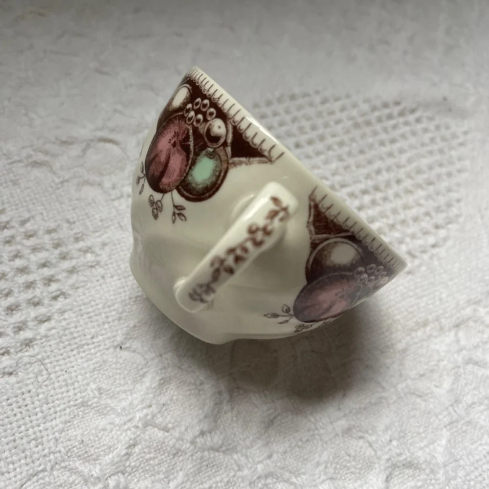 Johnson Brothers  His Majesty Flat Cup - Picture 6 of 7